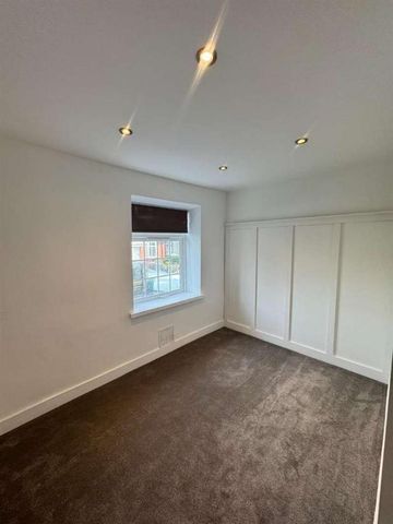 Rochdale Road, Edenfield Ramsbottom, BL0 - Photo 4