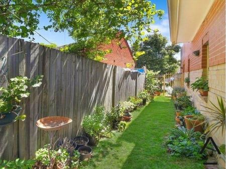 3/12 Gladstone Street, Burwood NSW 2134 - Apartment For Rent | Domain - Photo 5