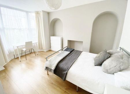 4 bedroom house share to rent - Photo 3