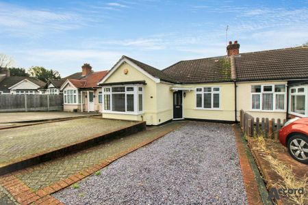 2 bedroom semi-detached bungalow to rent - Photo 5