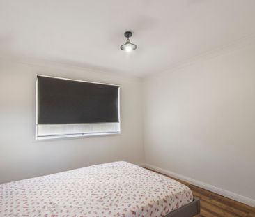 BEAUTIFUL MODERN 3 BEDROOM TOWNHOUSE - Photo 1