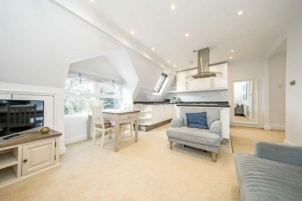 1 bedroom flat to rent - Photo 1