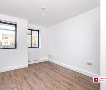3 bedroom flat to rent - Photo 5
