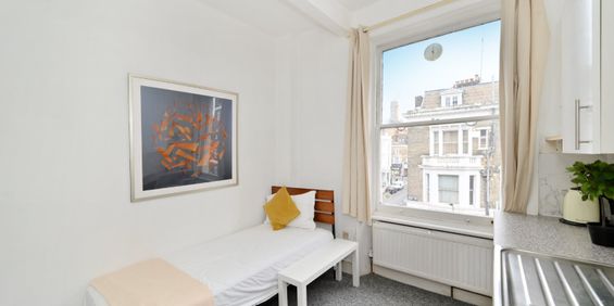 Castletown Road, West Kensington - Photo 3