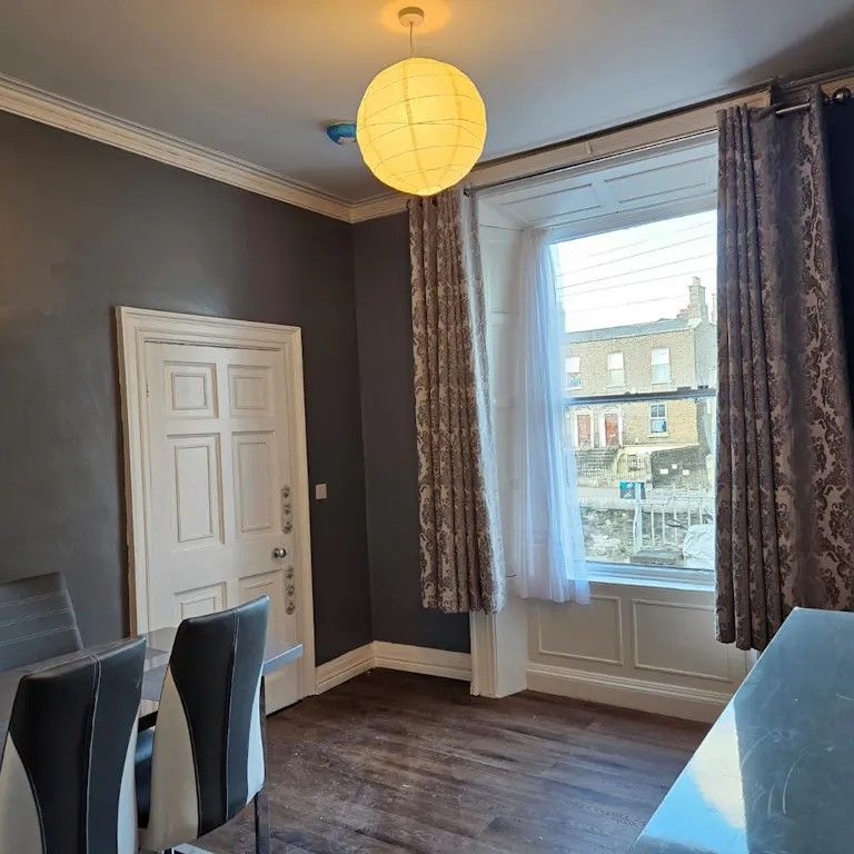 Royal Canal Terrace, Dublin - Photo 1