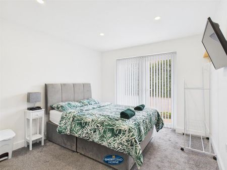 Studio to rent - Photo 4