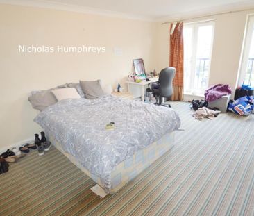 1 bedroom in a house share to rent - Photo 5