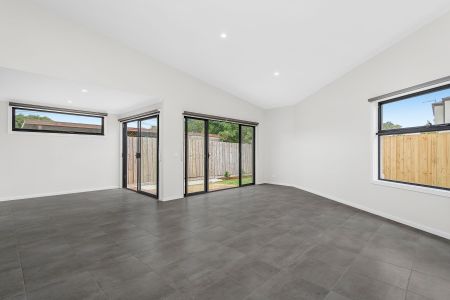 2/5 Isaacs Street, 3028, Laverton Vic - Photo 3