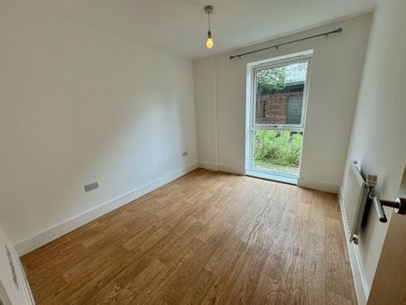 Ardent House, Centenary Quay, Woolston - Photo 2