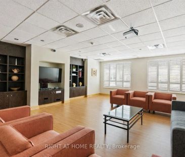 48 Suncrest Boulevard #515 - Photo 3