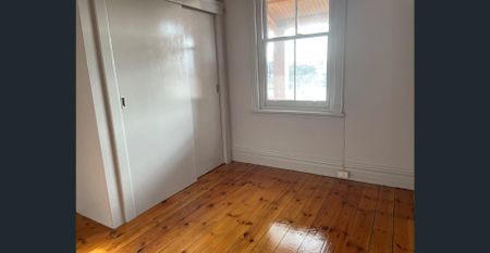 Rent a piece of Whyalla history! - Photo 2