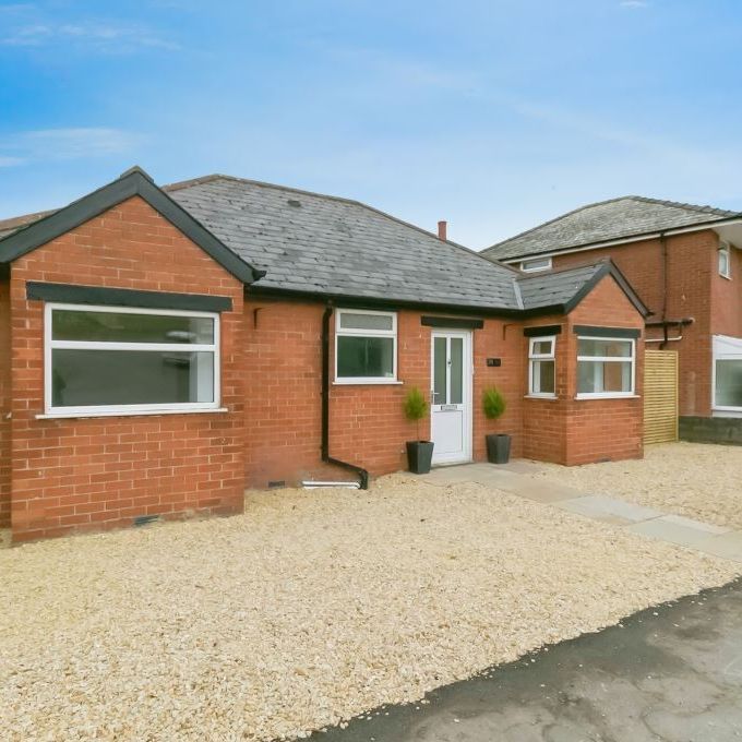 St. Pauls Avenue, BARRY - Photo 1