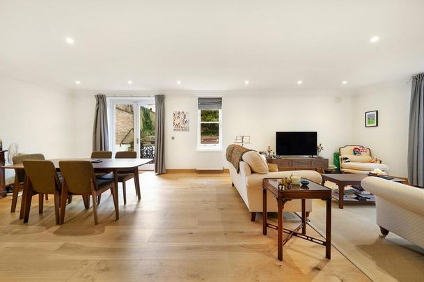 3 bedroom flat to rent - Photo 1