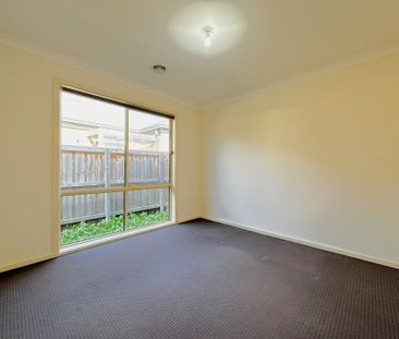 Modern 4 Bed Home in Great Location! - Photo 3