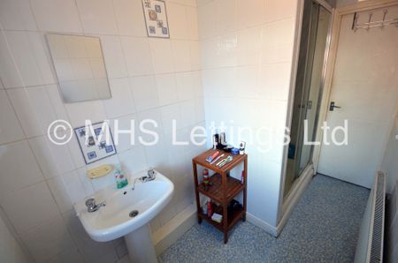 19 Harold Mount, Leeds, LS6 1PW - Photo 3