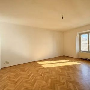 360 TOUR // GENERALSANIERTE ALTBAUWOHNUNG - Foto 2