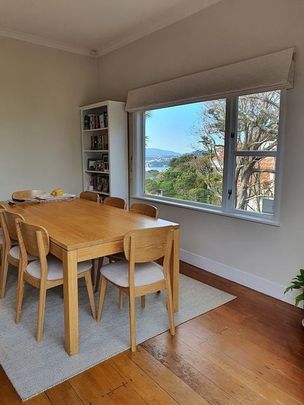 Charming 3BR Home with Harbour Views - Photo 1