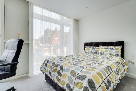 Gabriel Square, St. Albans, Hertfordshire, AL1 3AS - Photo 4