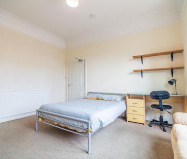 18 Gordon Street - Photo 3