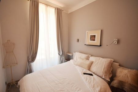 CHARMANT & MEUBLÉ - À 50M DE MONACO - Photo 2