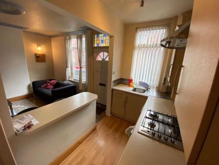 2 bedroom house to rent - Photo 2