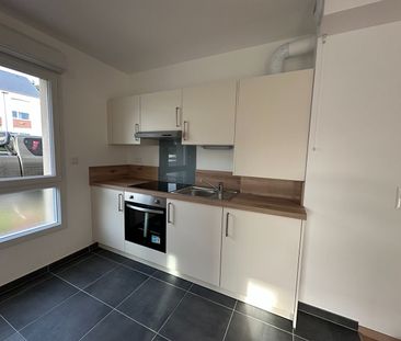 Location Appartement 4 pièces 82m² - Photo 5