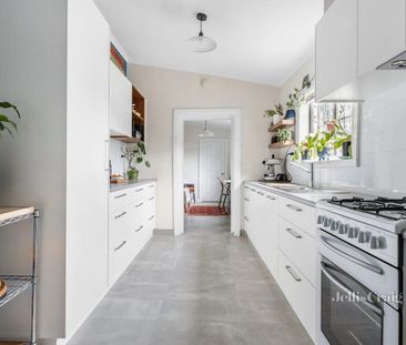 216 Albert Street, Brunswick - Photo 2