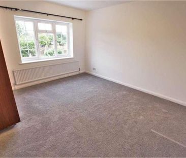 Bisley, Woking, GU24 - Photo 6