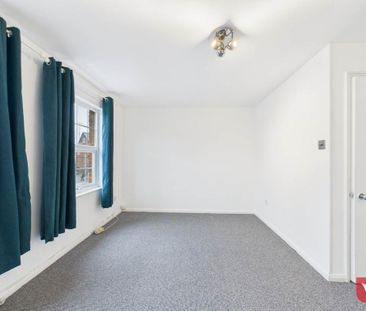 2 bedroom maisonette to rent - Photo 3