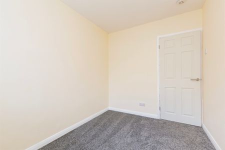 Whitehouse Road, Billingham - Photo 5
