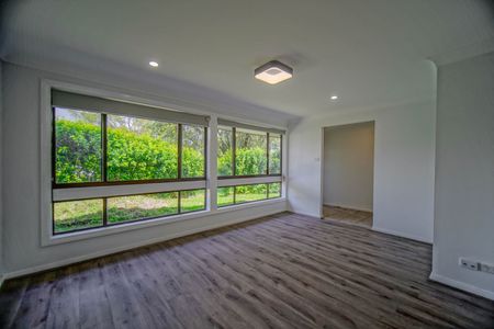 Charming 4-Bedroom Home in Riverwood - Photo 4