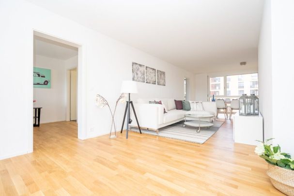 Modernes Wohnen in einem gemischten Stadt- und Naturgebiet - Photo 1