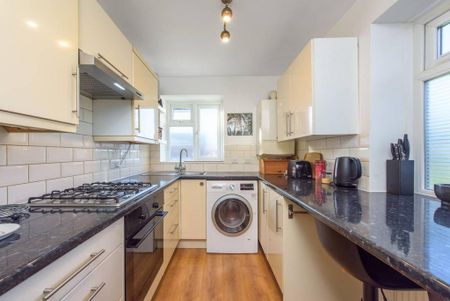 2 bedroom flat to rent - Photo 5