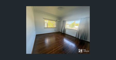 Partially renovated home in the heart of Coffs - Photo 2