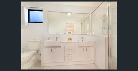 Comfort, Convenience & Coastal Living - Photo 5