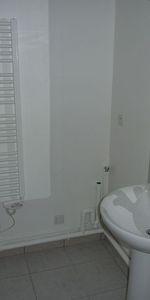 Location Appartement 2 pièces 35m² LA FLECHE 72200 - Photo 3