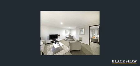 Well maintained three bedroom home in Florey - Photo 4