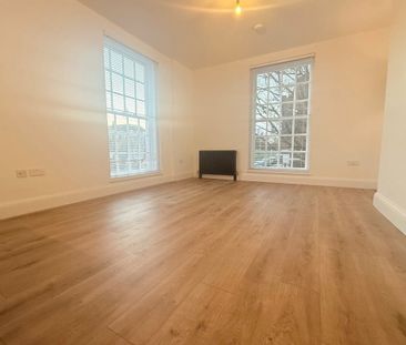 Howardsgate - Photo 1