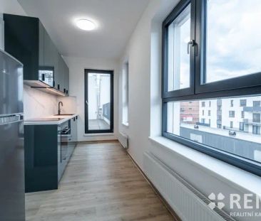 Pronájem bytu 1+kk (32 m - Photo 2