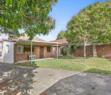 74 Davies Road, Padstow, NSW 2211 - Photo 6