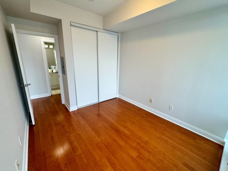 For Lease - 18 Yorkville Avenue Unit# 1008, Toronto, Ontario - Photo 4