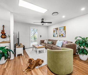 Modern Family Living with Space, Style, and Comfort - Photo 1