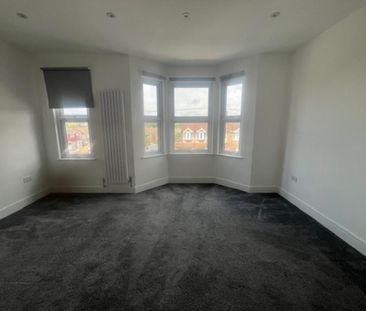 1 bedroom in a house share to rent - Photo 6