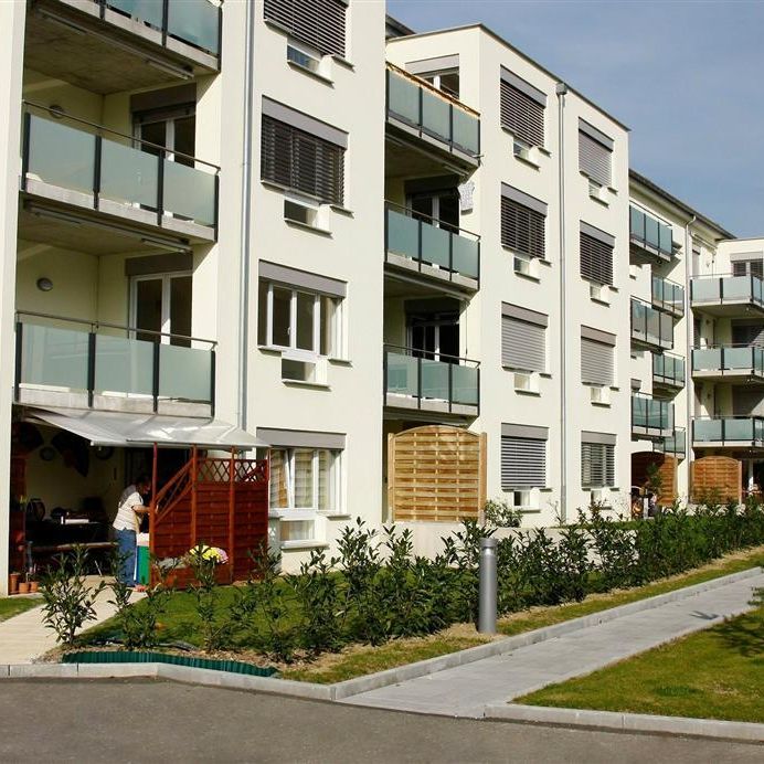 Bel appartement de 4,5 pièces au 3me et dernier étage, avec grand balcon. - Foto 2