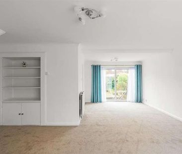 Barrow Green Road, Oxted, RH8 - Photo 3