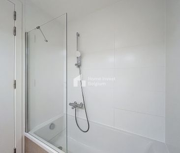 Superb new 2 bedroom apartment with terrace - Photo 1
