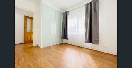 family home on large level land - Photo 2