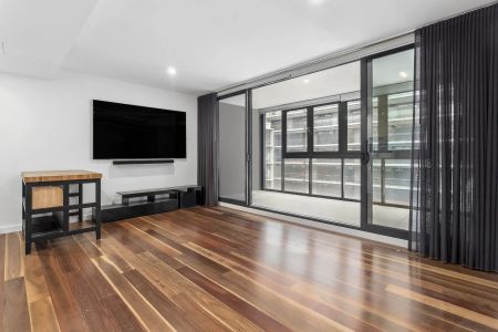 The Parade - Photo 2