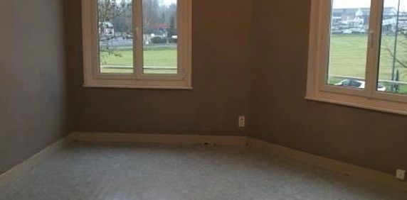 Location Appartement 2 pièces 62 m2 à Saint-Quentin - Photo 2
