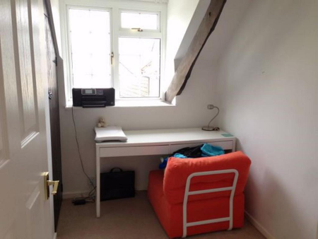 2 bedroom terraced house to rent - Photo 2
